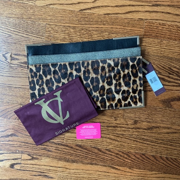 VC Oversized Clutch - Picture 5 of 7